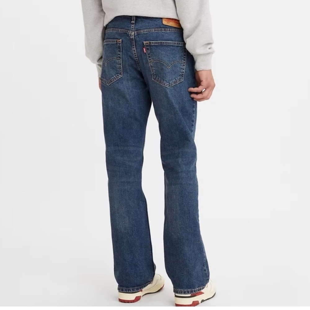 Levi’s 33 x 32 Jeans 527 Slim fit Bootcut Stretch in medium wash NWT - Picture 3 of 9